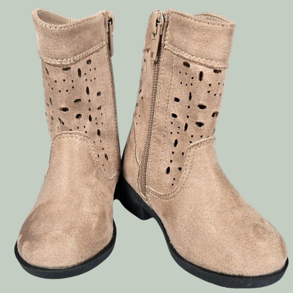 Kids Tan Faux Suede Laser Cut Perforated Western Ankle Boots Side Zip Size 10